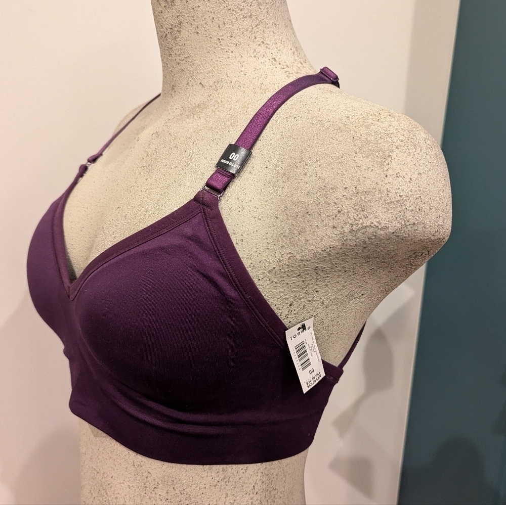 New Torrid Lace Wireless Bralette seamless Lace racerback purple size 10 M L - Picture 8 of 12